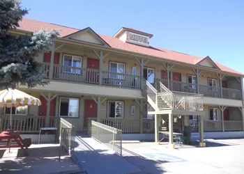 Ute Motel hotel thumbnail 2