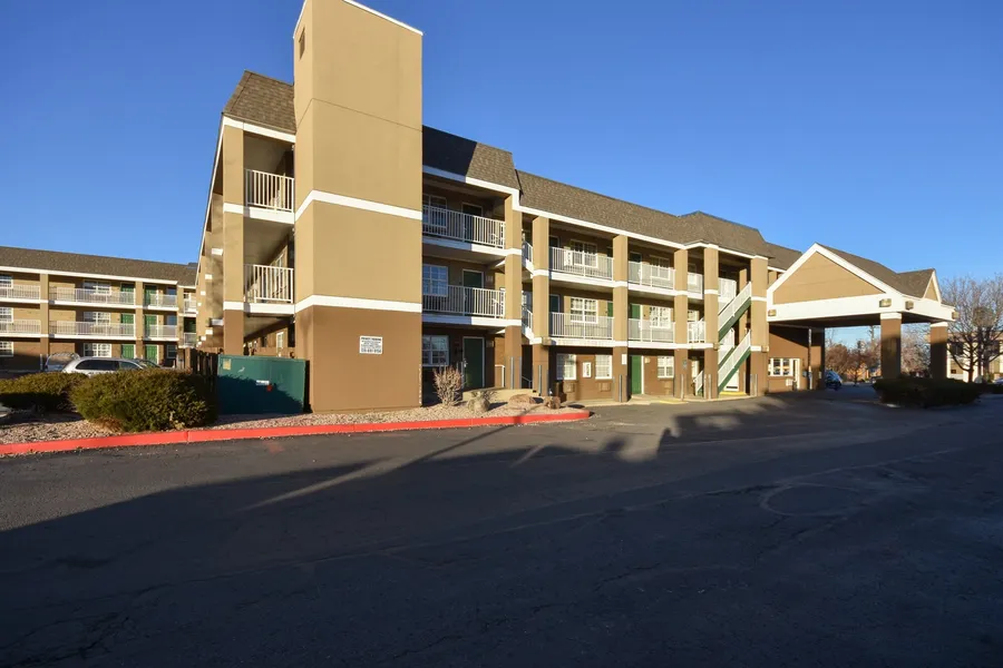 HomeTowne Studios by Red Roof Denver - Lakewood West hotel detail image 6