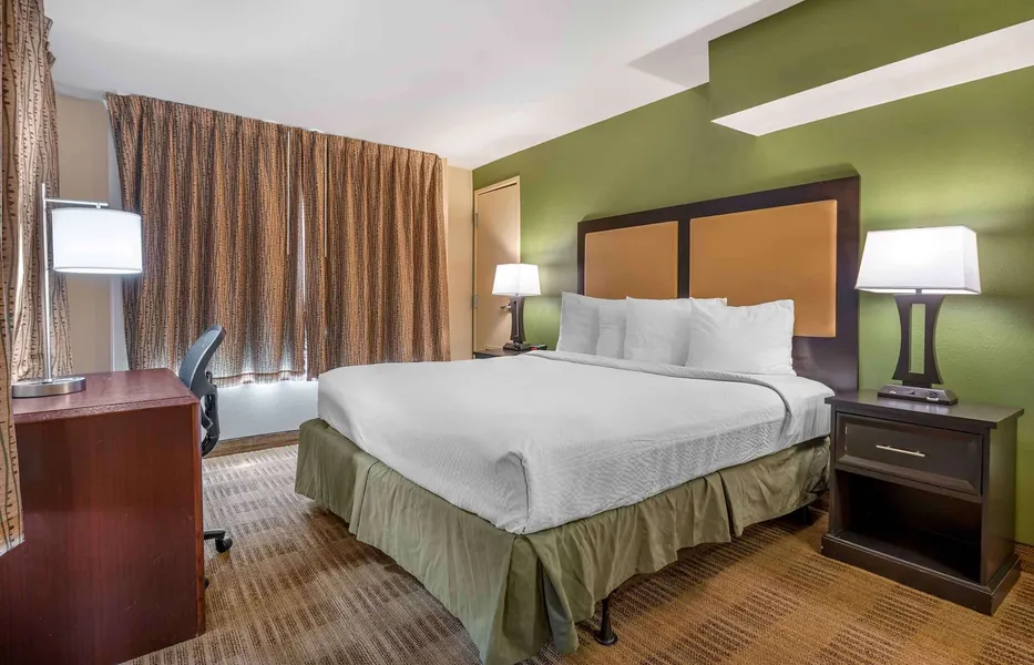 Extended Stay America Suites Houston Med Ctr Braeswood Bl hotel detail image 6