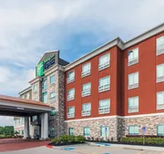 Holiday Inn Express Hotel & Suites - Houston Space Center by IHG hotel detail image 4