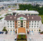 Holiday Inn Express & Suites Houston South near Pearland by IHG hotel detail image 3