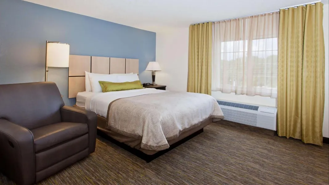 Sonesta Simply Suites Houston W Beltway hotel detail image 2