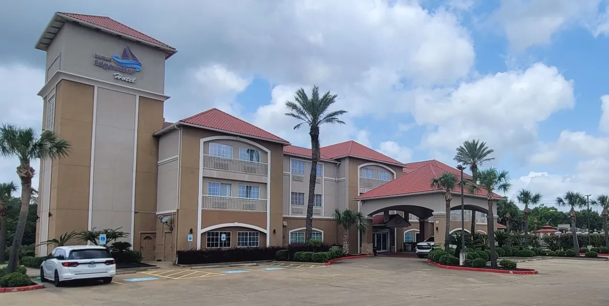 Kemah Edgewater Hotel, SureStay Collection by Best Western hotel detail image 2