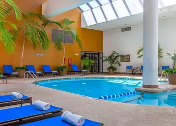Wyndham Houston West hotel thumbnail 2