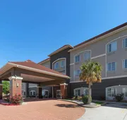 La Quinta Inn & Suites by Wyndham Deer Park hotel detail image 4