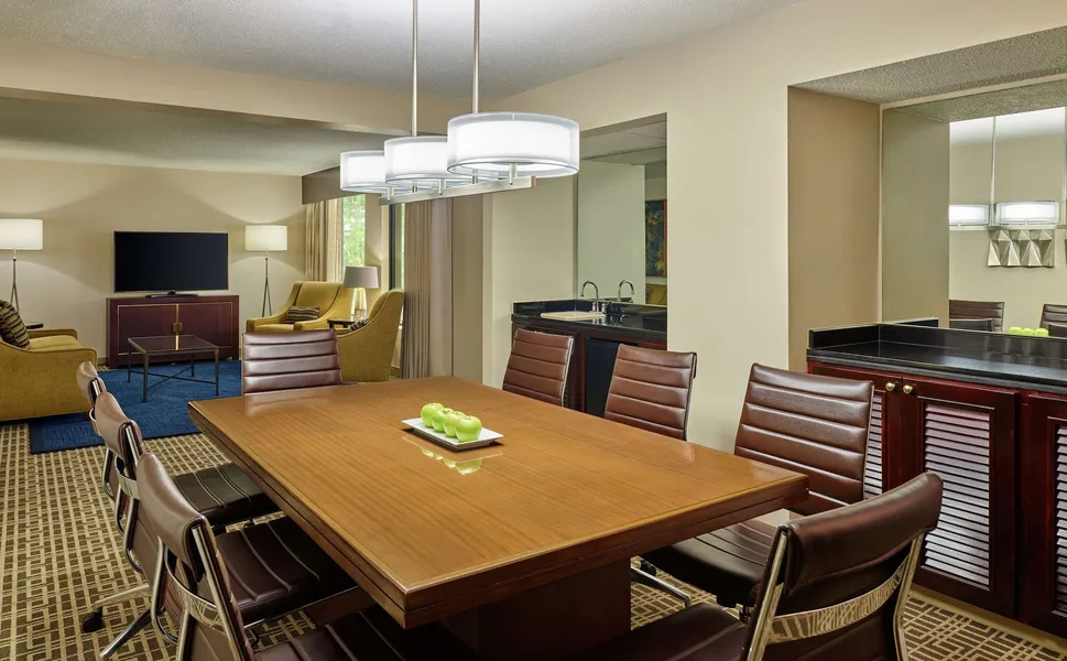 DoubleTree by Hilton Houston Intercontinental Airport hotel detail image 6