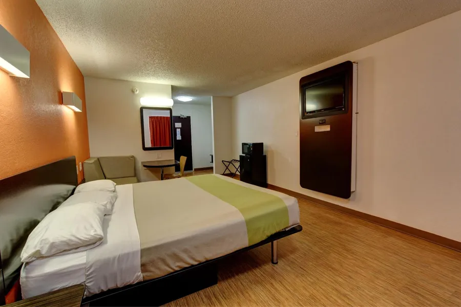 Motel 6 Houston Hobby hotel detail image 6