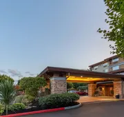 La Quinta Inn & Suites by Wyndham Vancouver hotel detail image 3