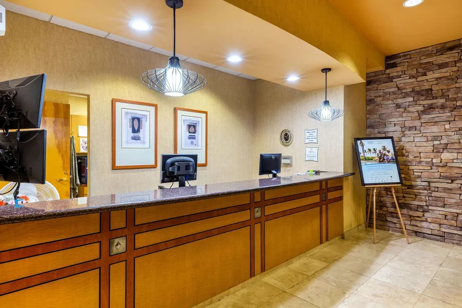 La Quinta Inn & Suites by Wyndham Vancouver hotel detail image 6