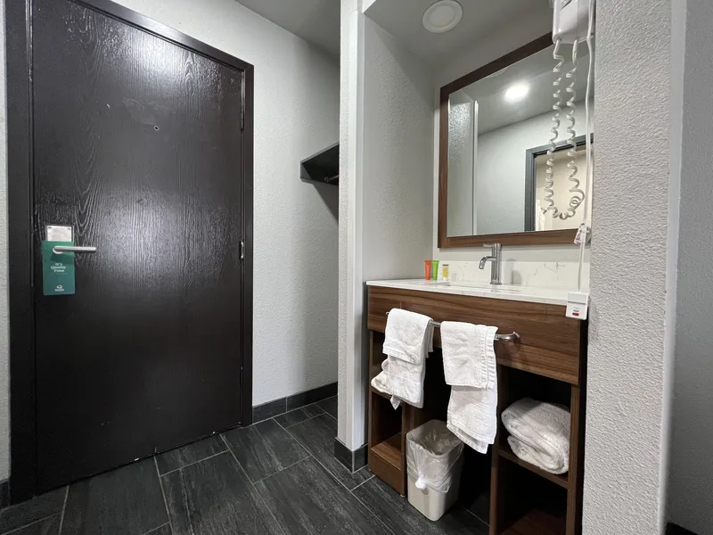 Quality Inn Portland Airport PDX OR hotel detail image 6