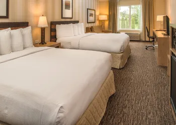 DoubleTree by Hilton Portland - Beaverton hotel thumbnail 2