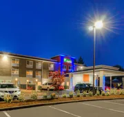Holiday Inn Express Newberg - Wine Country by IHG hotel detail image 3