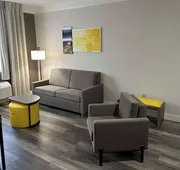 Comfort Suites Clackamas hotel detail image 7
