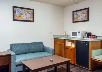 Econo Lodge Southeast Milwaukie/Portland hotel thumbnail 7