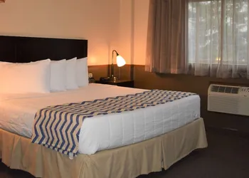 SureStay by Best Western Portland City Center hotel thumbnail 3