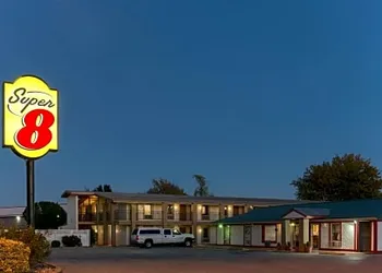 Super 8 by Wyndham Fenton/St. Louis Area hotel thumbnail 7