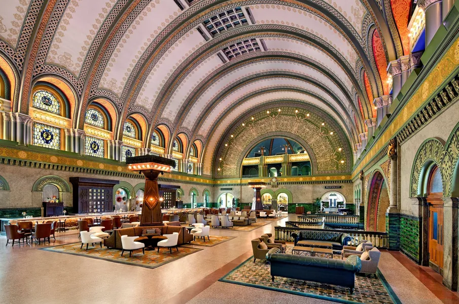St. Louis Union Station Hotel, Curio Collection by Hilton hotel detail image 2