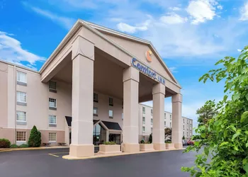 Comfort Inn St. Louis - Westport Event Center hotel thumbnail 3