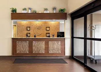 Comfort Inn St. Louis - Westport Event Center hotel thumbnail 5