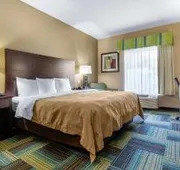 Quality Inn & Suites Arnold hotel detail image 7