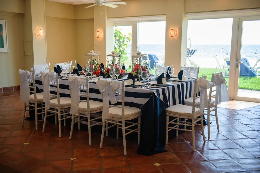 Edgewater Beach Hotel hotel detail image 6