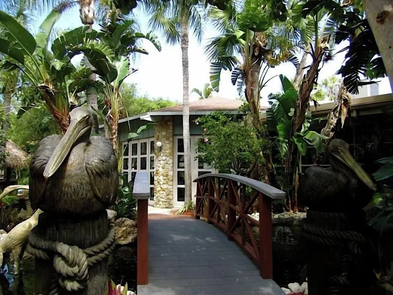 Best Western Naples Inn & Suites hotel detail image 2