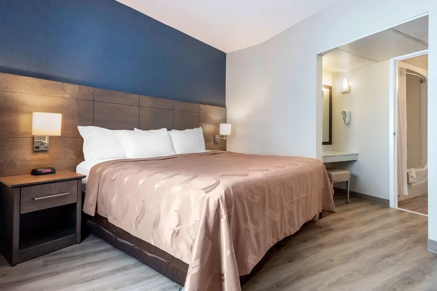 Quality Suites Quebec hotel detail image 6