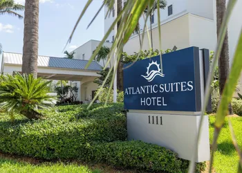 The Atlantic Suites on the Ave hotel thumbnail 2
