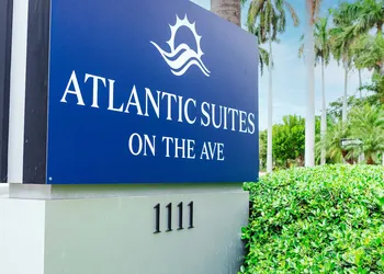 The Atlantic Suites on the Ave hotel thumbnail 3