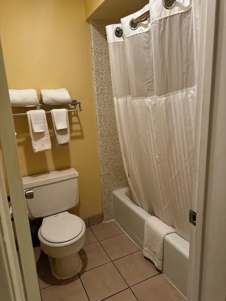 GuestPlace Inn & Suites hotel detail image 6