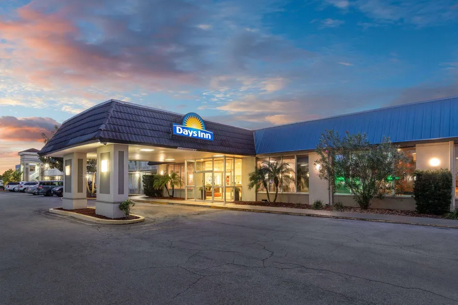 Days Inn by Wyndham Titusville Kennedy Space Center hotel detail image 2