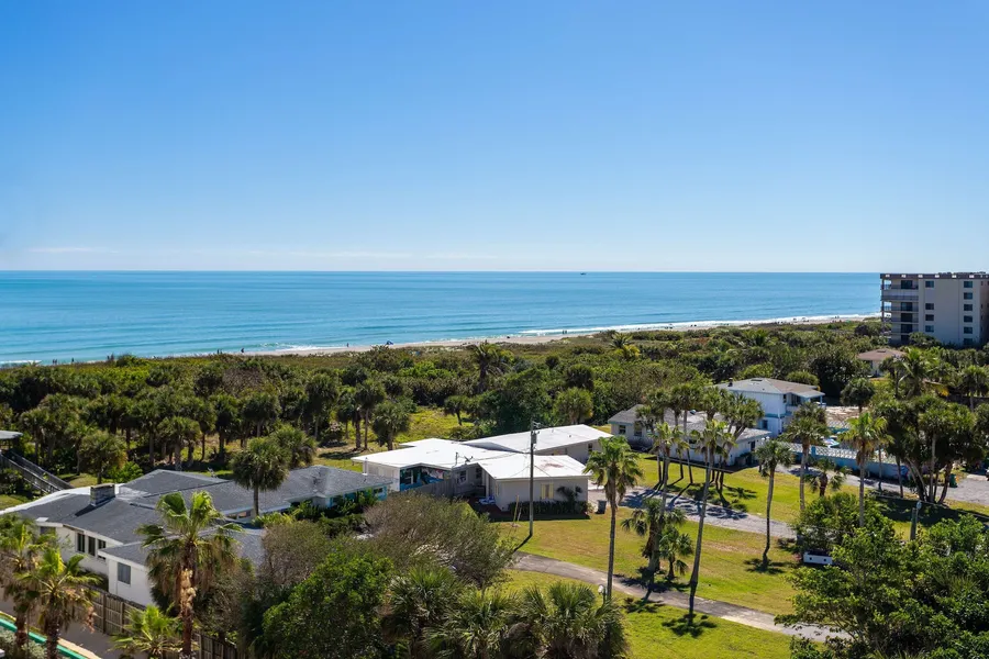 Hampton Inn Cocoa Beach/Cape Canaveral hotel detail image 6