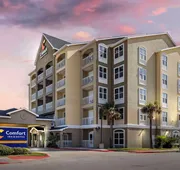 Comfort Inn & Suites Galveston Central Island near Pier hotel detail image 3