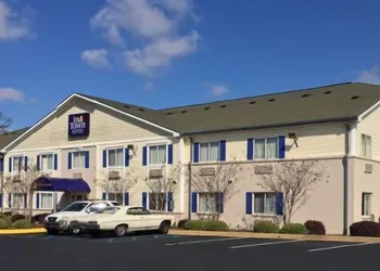 InTown Suites Extended Stay Tuscaloosa AL - University of Alabama hotel thumbnail 3