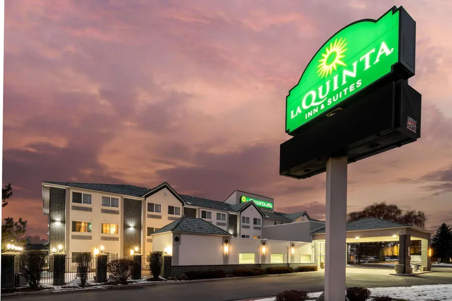 La Quinta Inn & Suites by Wyndham Logan hotel detail image 2