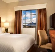 Embassy Suites by Hilton Flagstaff hotel detail image 7
