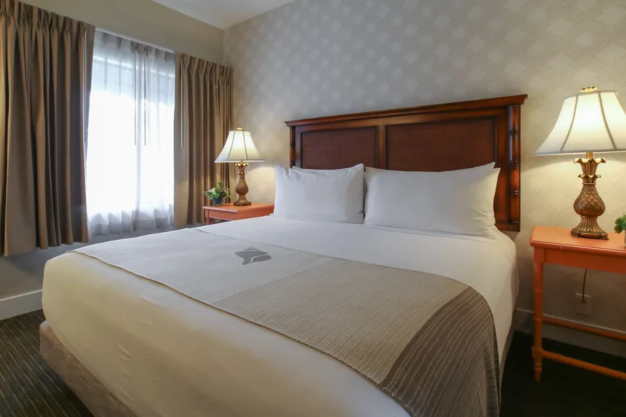 Oxford Suites Pismo Beach hotel detail image 6