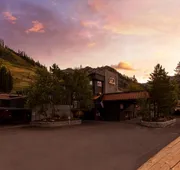 Red Wolf Lodge at Olympic Valley hotel detail image 4
