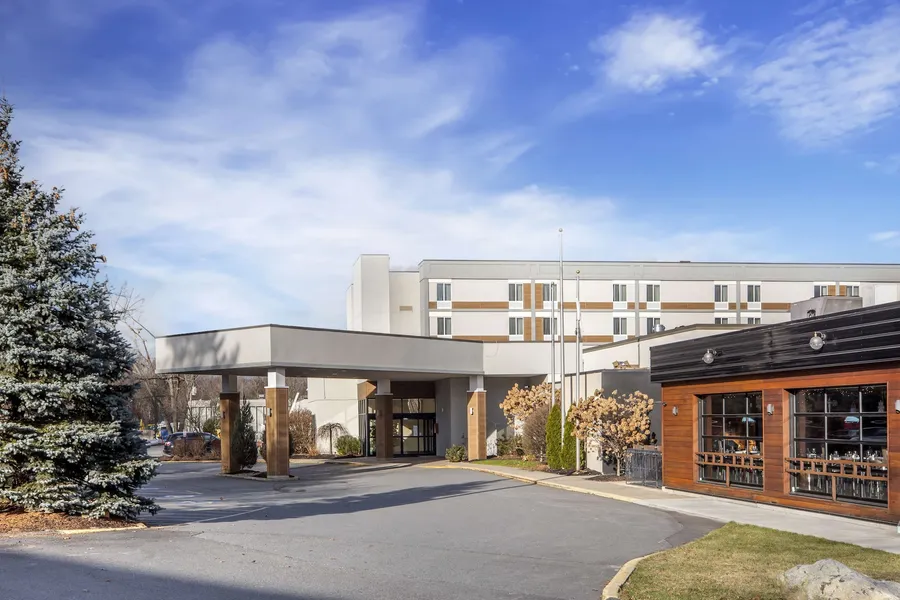 Best Western Plus New Englander hotel detail image 2