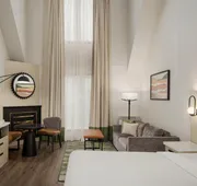 Le Parc Gatineau Tapestry Collection by Hilton hotel detail image 7