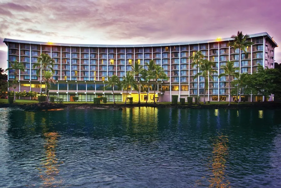 Hilo Hawaiian Hotel, Trademark Collection by Wyndham hotel detail image 2