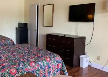 Travelers Budget Inn Pocomoke hotel thumbnail 4