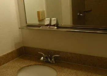 Travelers Budget Inn Pocomoke hotel thumbnail 7