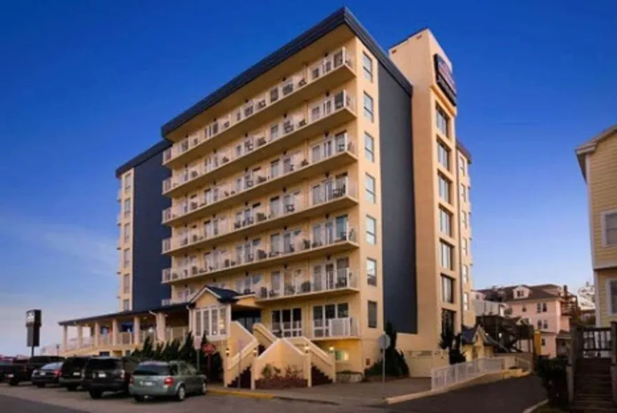 Howard Johnson Plaza Hotel by Wyndham Ocean City Oceanfront hotel detail image 2