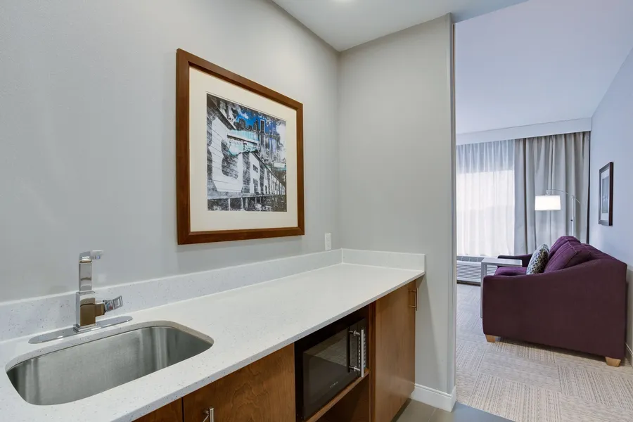 Hampton Inn & Suites Jacksonville / Orange Park hotel detail image 6