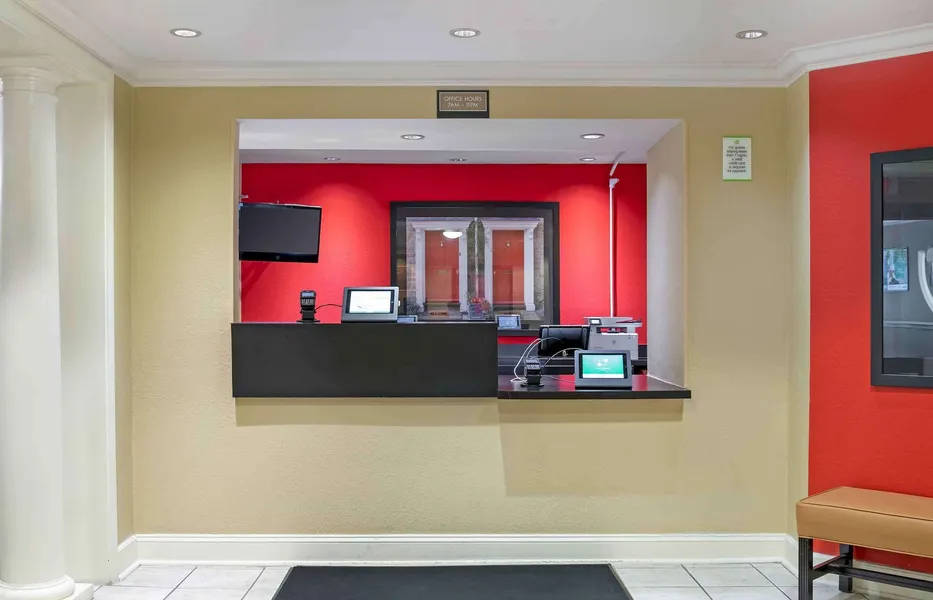 Extended Stay America Suites Detroit Novi Orchard Hill Place hotel detail image 2