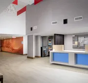 Holiday Inn Express & Suites College Park-University Area by IHG hotel detail image 5