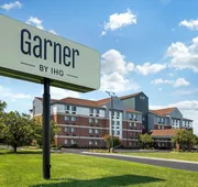 Garner Hotel Warren Northwest by IHG hotel detail image 5