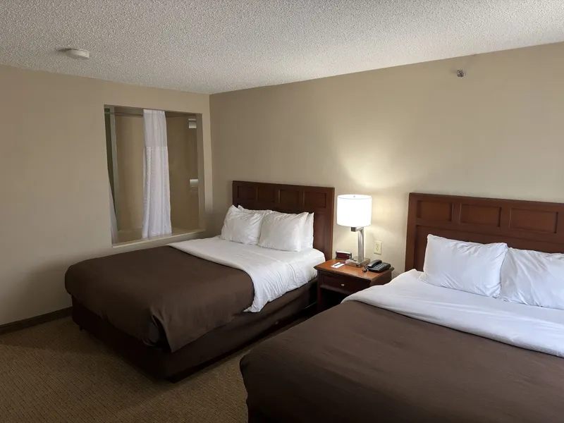 Wingate by Wyndham Utica hotel detail image 6