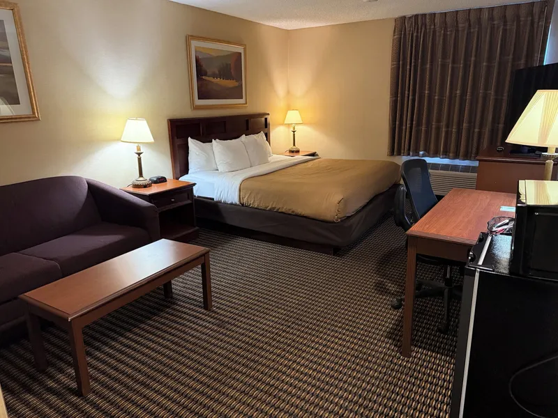 Wingate by Wyndham Livonia hotel detail image 6